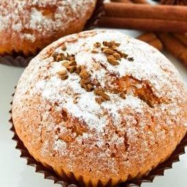 Cinnamon Crumble Apple Muffin